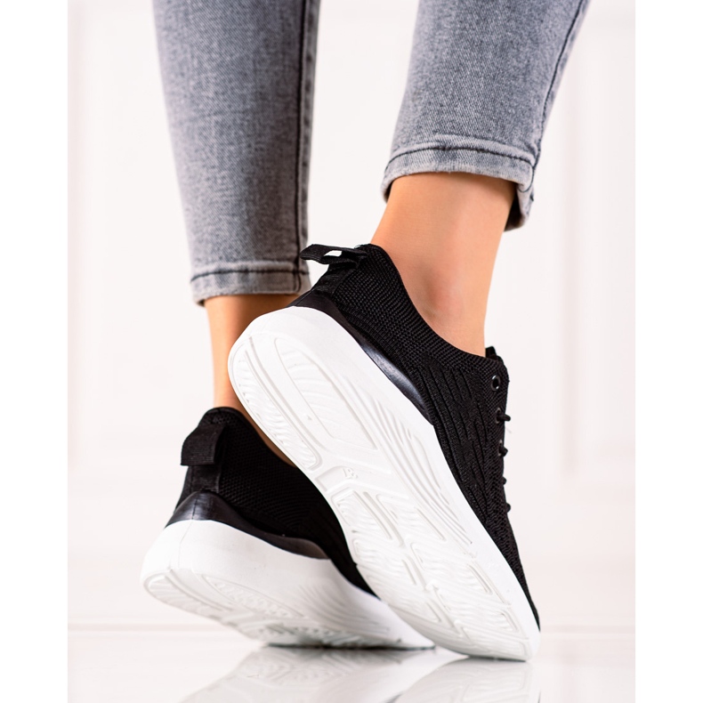 TRENDI Bekväma sportskor svart 1
