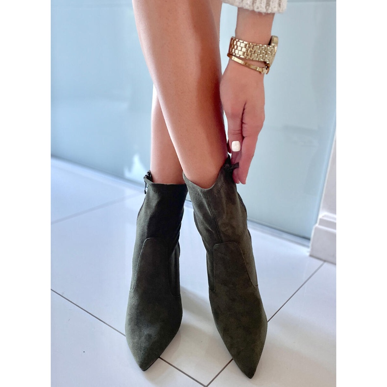 PA1 Stövlar med mockaklack från Natalie Green grön 1