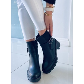 PA1 Carter Svarta stövlar med bred klack 1