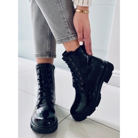 PA1 Lackade snörstövlar från Neil Black svart 1