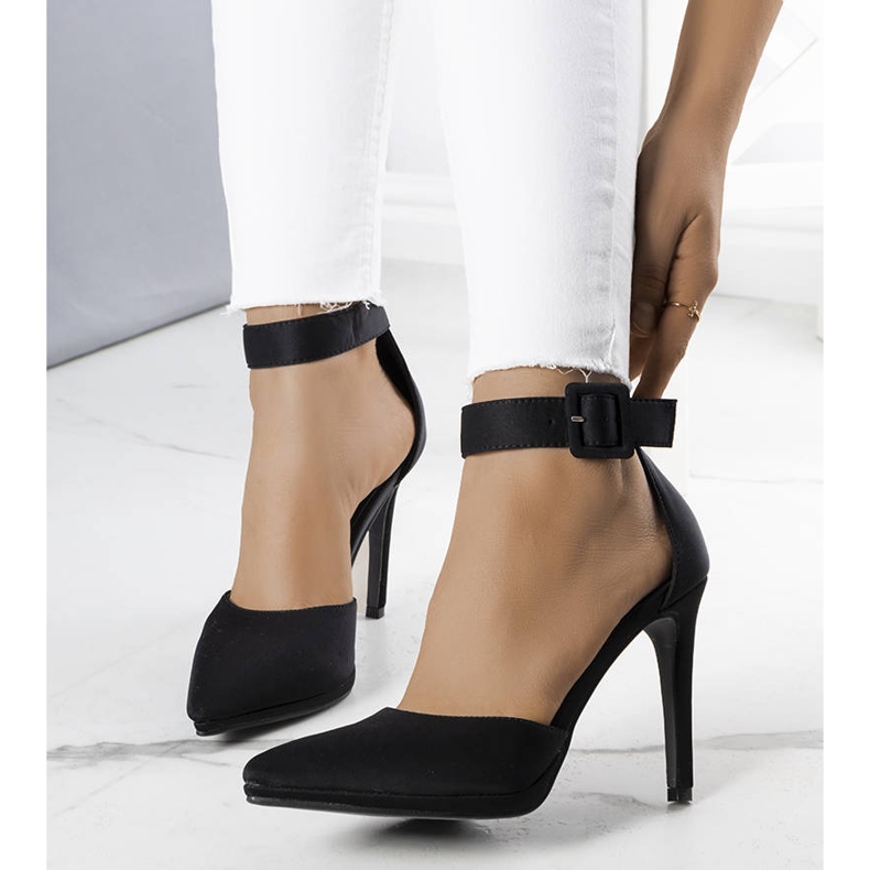 PA1 Svarta eleganta Gerardo höga klackar 1