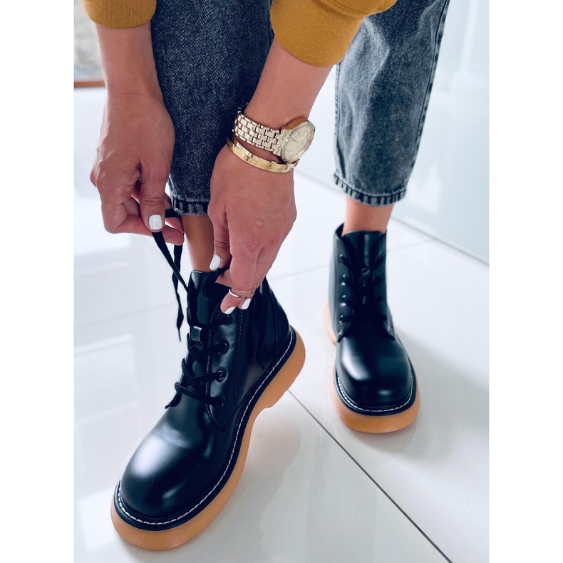 BM Gaia BLACK + Y martensiaki stövlar svart 2