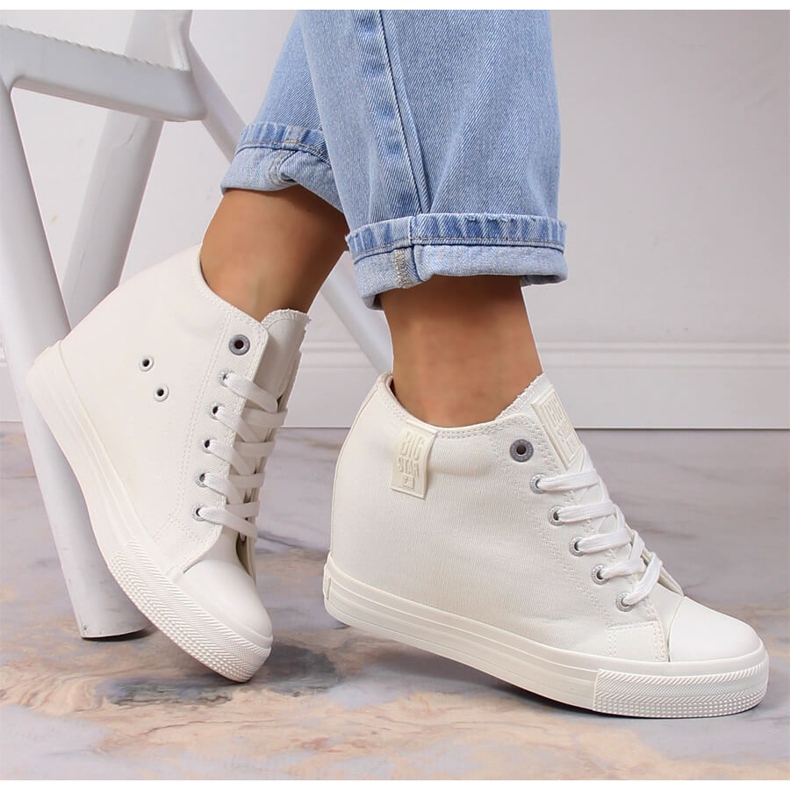 Damsneakers på kilen vita Big Star LL274035 1
