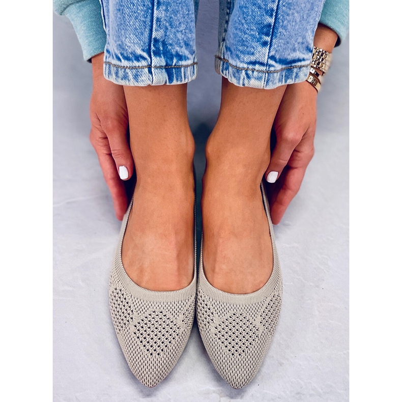 BM Genombrutna ballerinor Forlani Beige 1