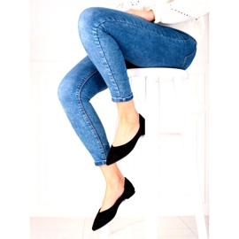 Svarta dambalettlägenheter gjorda av ekologisk mocka 1