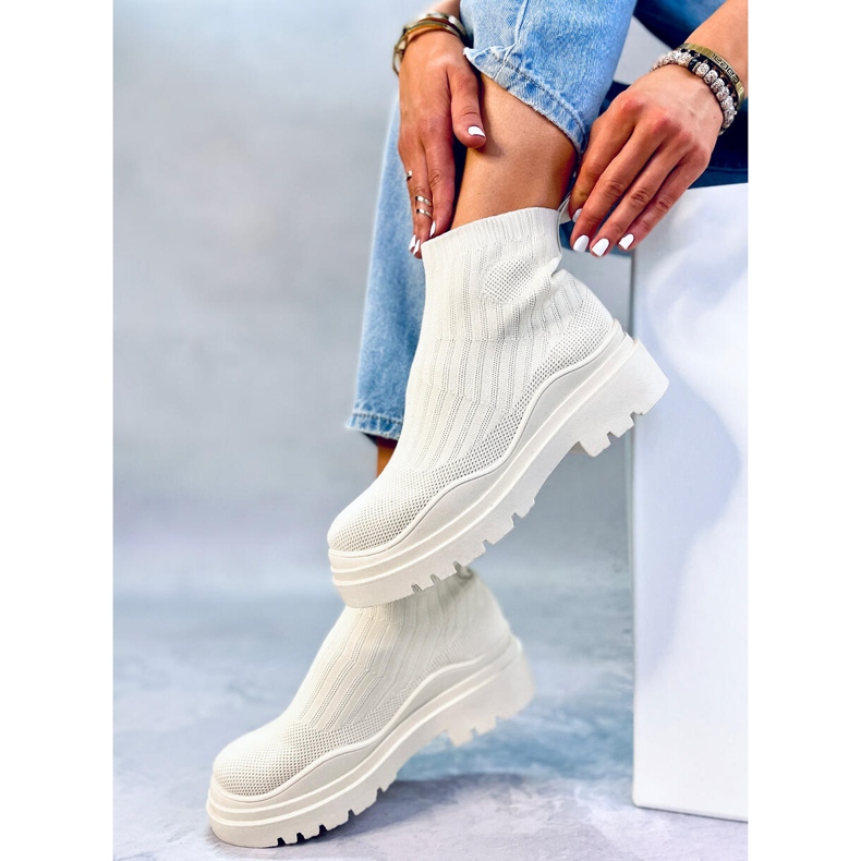 BM Manke Beige stretchiga ankelstövlar 2