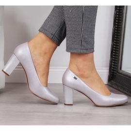 Pumpar på en silverpärla Sergio Leone stolpe silver- 1