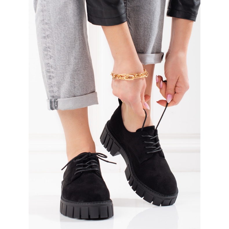 Damskor med snörning i mocka Shelovet svart 1