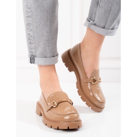 Shelovet brunlackade skor beige 1