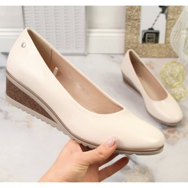 Beige wedge pumps för kvinnor Vinceza 10896 1