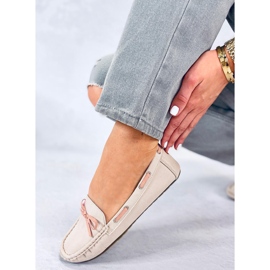 Klassiska Kamila Beige loafers för damer 2
