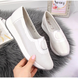 Jezzi silver slip-on skor med ett elastiskt band på plattformen 1