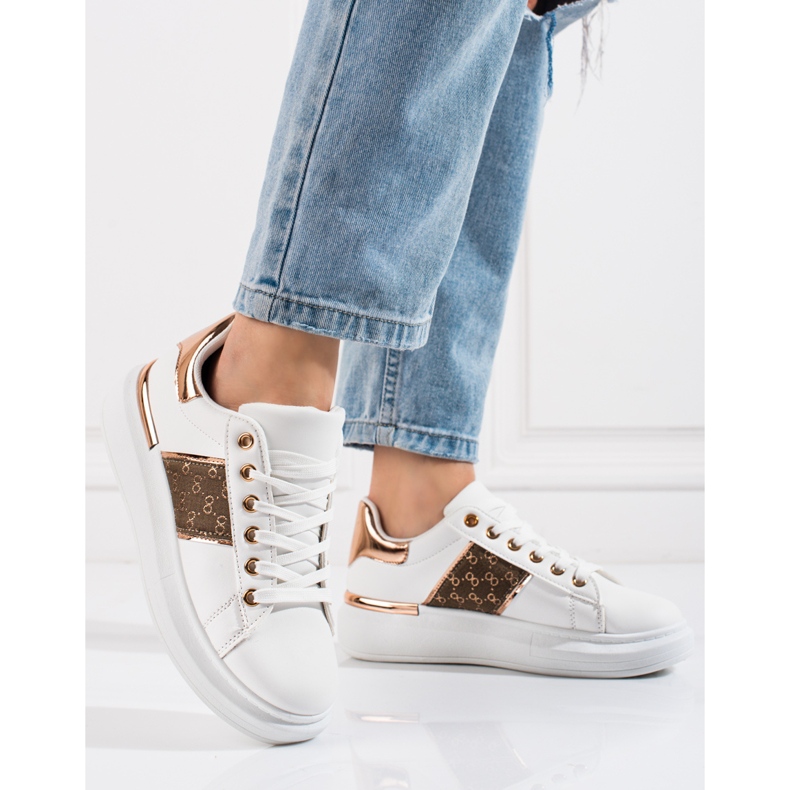 Shelovet vita platåsportskor 1