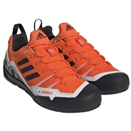 Skor adidas Terrex Swift Solo 2 HR1302 orange 1