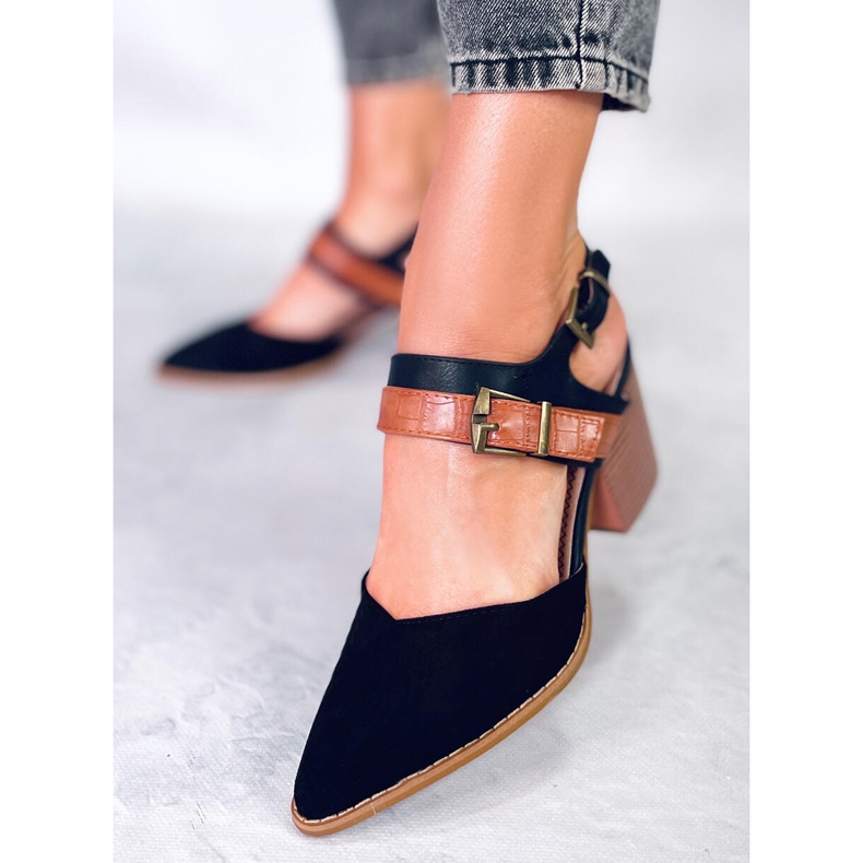 BM Chiatti Black Open Heel Pumps svart 2