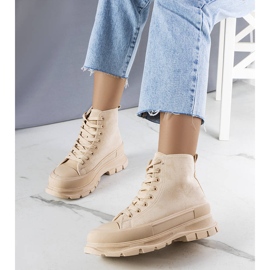 BM Beige high platform sneakers från Gertrude 1