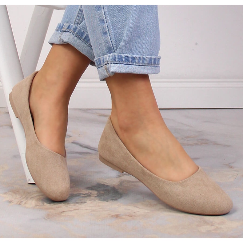 Beige mocka ballerinor för kvinnor eVento 9BL02-1031 2