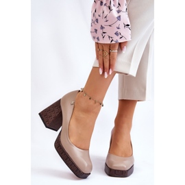 Fashionabla läderpumpar Laura Messi 2599 Beige 1