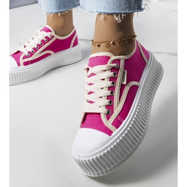 PA1 Mörkrosa platåsneakers från Connie 1