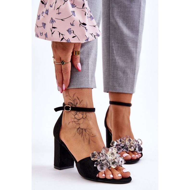 Eleganta svarta Cameron högklackade sandaler med kristaller 1