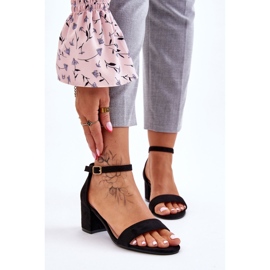 PS1 Svarta Quincy sandaler i mocka med låg klack 1