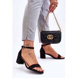 PS1 Svarta Quincy sandaler i mocka med låg klack 2