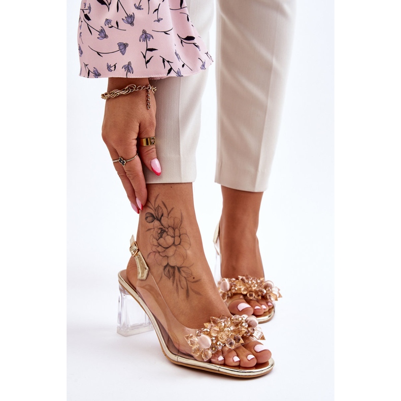 S.Barski Fashionabla genomskinliga sandaler med gyllene Carmelo-prydnader 1