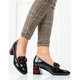 Vinceza svarta pumps för kvinnor med kedja 2