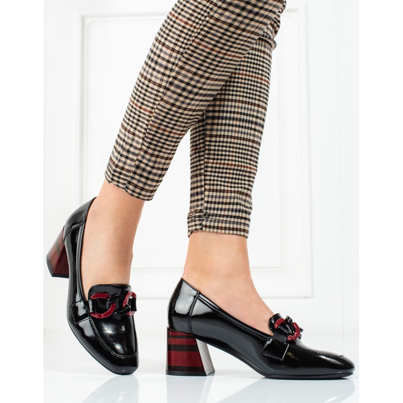 Vinceza svarta pumps för kvinnor med kedja 2