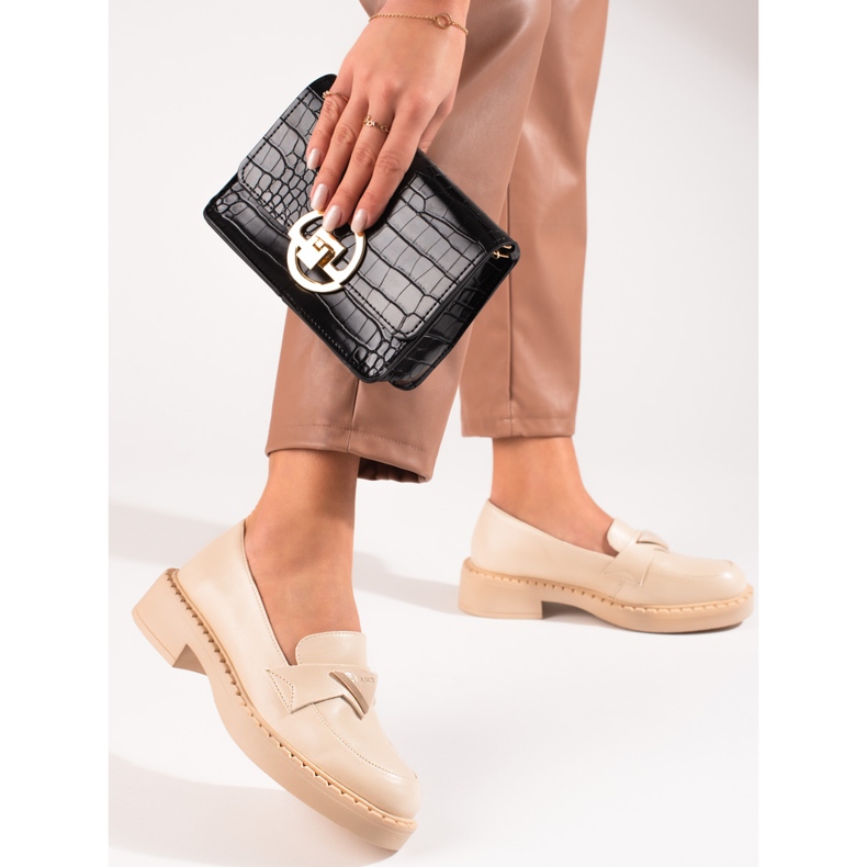 W. Potocki Beige dam loafers på plattformen 1