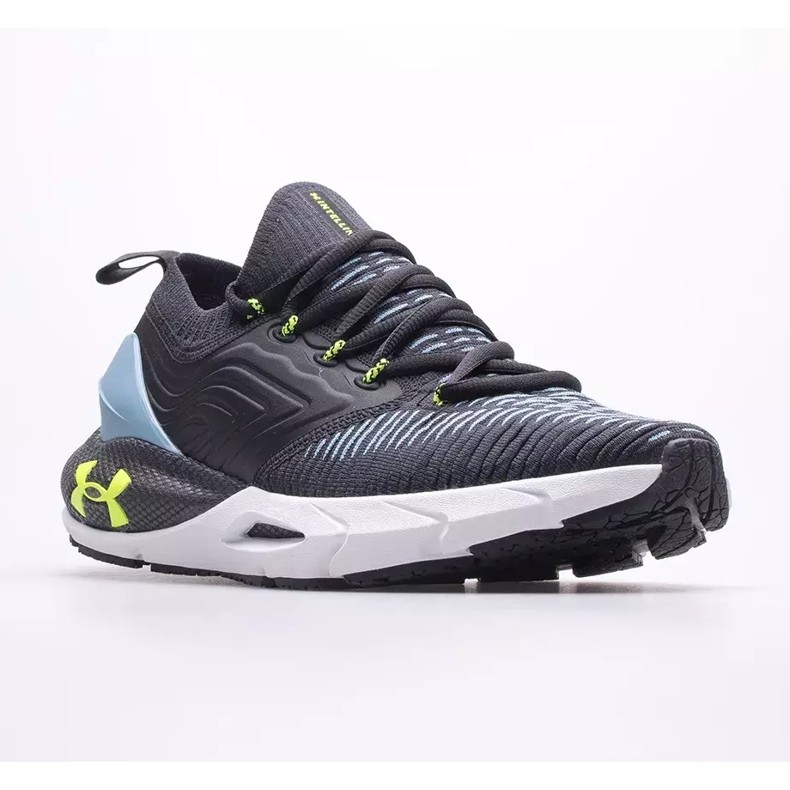 Under Armour herrskor 3024154-005 svart 1
