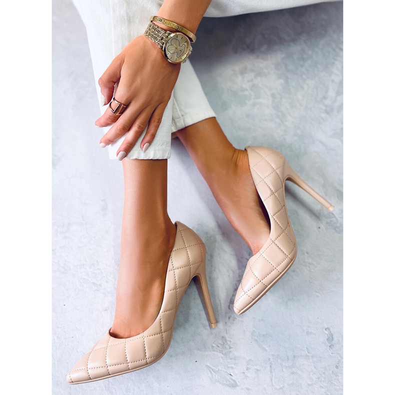 BM Raquel Nude quiltade högklackade pumps beige 1