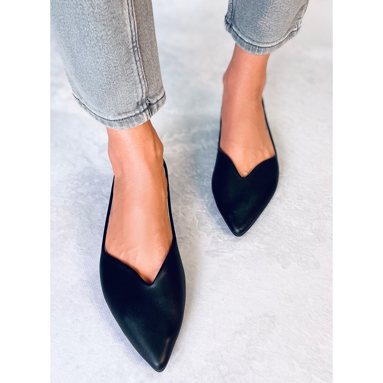 BM Ayanna Black cut-out ballerinor svart 1