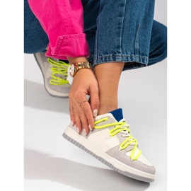 Shelovet sneakers med gula snören vit 2