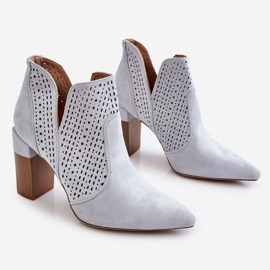 PM1 Fashionabla mocka genombrutna högklackade stövlar Grå Genevi silver- 1