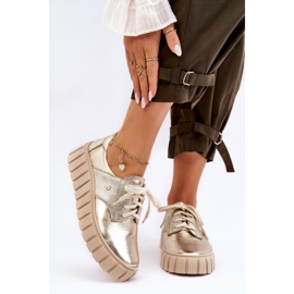 Lemar Läderskor på den gyllene hypnosplattformen 1