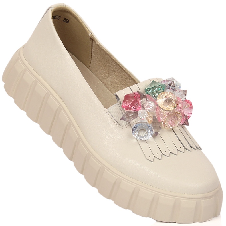 Kvinnors läderskor på plattformen med dekorativa stenar Filippo DP4593/23 ecru 1