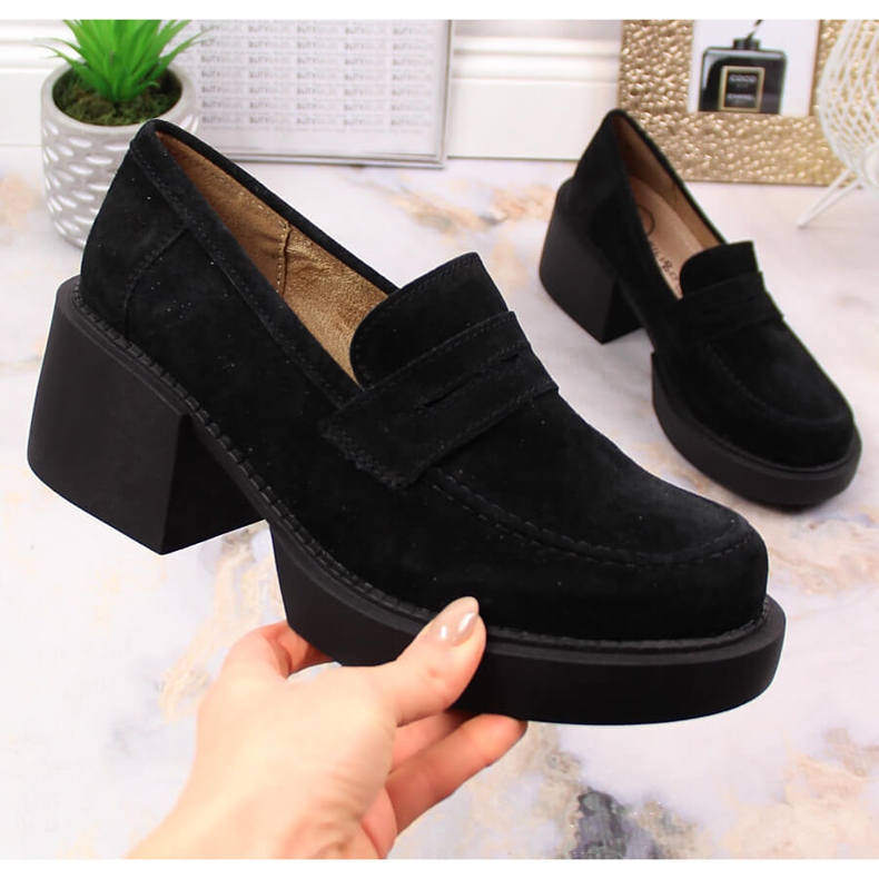 Loafers i mocka i läder för kvinnor Filippo DP4685/23 svart 1