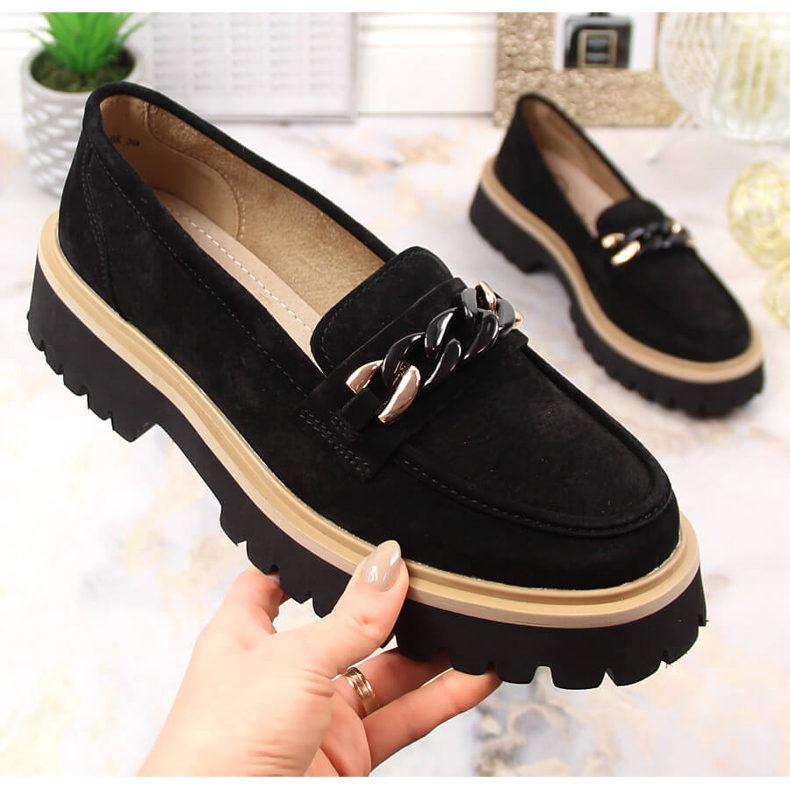 Damloafers i mocka med kedja Filippo DP4589/23 svart 1