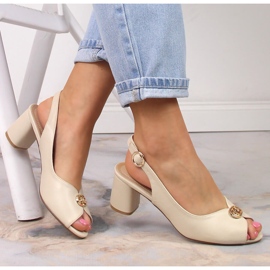 Beige damsandaler på posten eVento 5480 1