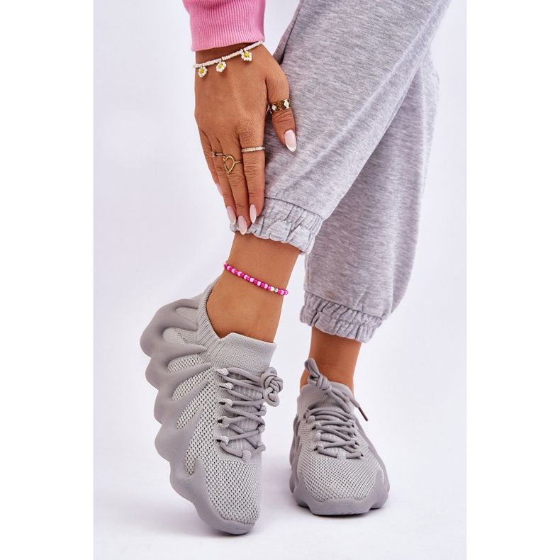 PG1 Slip-on Sneakers för kvinnor Grå Myles 1