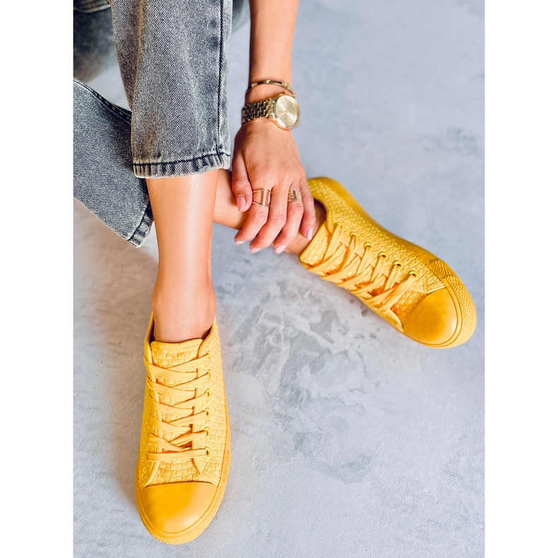 BM Sears Gula enfärgade sneakers 2