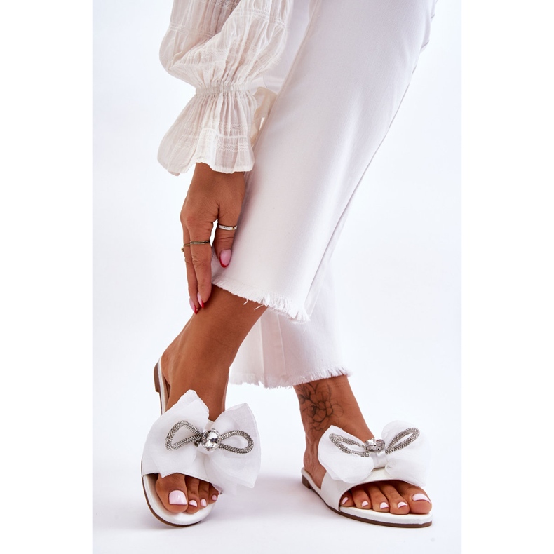 Damtofflor med rosett och strass Vit Jolene 2