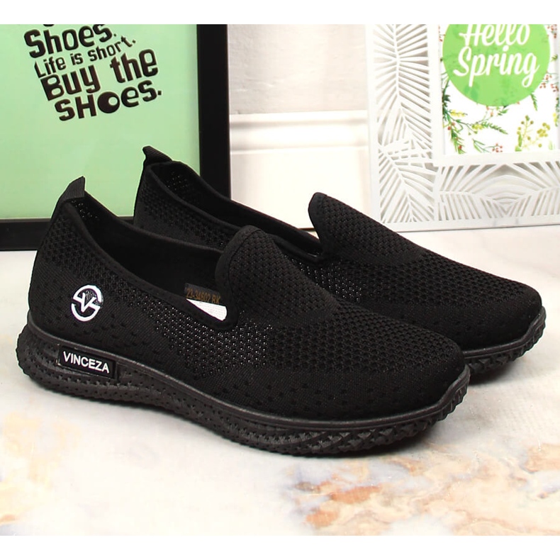 Svarta slip-on sportskor för kvinnor Vinceza 34602 1