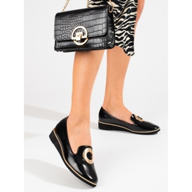 Patentsvarta Shelovet loafers 1