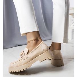 PA1 Beige herrar dekorerade med en Arpin-kedja 2