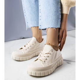 PA1 Beige platåsneakers från Laverne 1