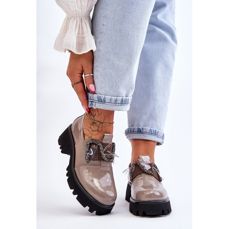 S.Barski Lackade Skor Med Ornament Grå Keily 1