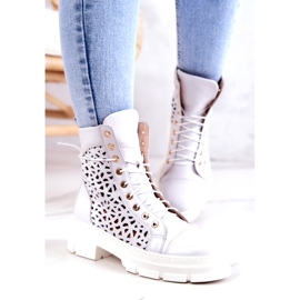 FILIPCZYK Vita Aileen stövlar i genombrutet läder 1