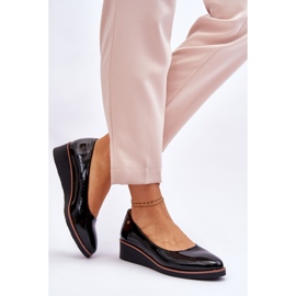 Vinceza Klassiska Lackläder Wedge Pumps Svart Paola 2